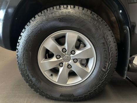 TOYOTA Hilux Caminhonete 3.0 4P 4X4 SRV TURBO DIESEL CABINE DUPLA AUTOMTICO, Foto 17
