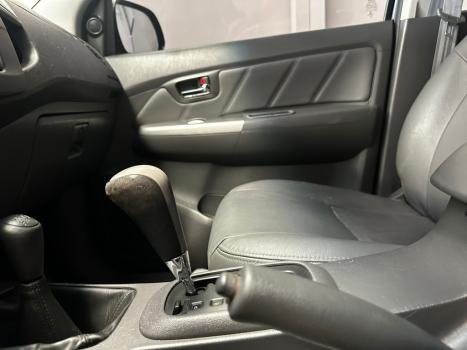 TOYOTA Hilux Caminhonete 3.0 4P 4X4 SRV TURBO DIESEL CABINE DUPLA AUTOMTICO, Foto 23
