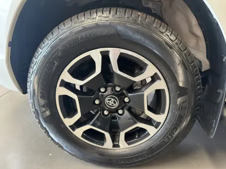 TOYOTA Hilux Caminhonete 2.8 16V SRX 4X4 TURBO DIESEL CABINE DUPLA AUTOMTICO, Foto 12