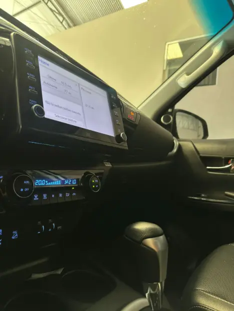 TOYOTA Hilux Caminhonete 2.8 16V SRX 4X4 TURBO DIESEL CABINE DUPLA AUTOMTICO, Foto 15