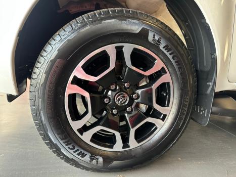 TOYOTA Hilux Caminhonete 2.8 16V SRX 4X4 TURBO DIESEL CABINE DUPLA AUTOMTICO, Foto 12