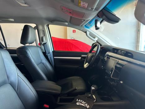 TOYOTA Hilux Caminhonete 2.8 16V SRX 4X4 TURBO DIESEL CABINE DUPLA AUTOMTICO, Foto 22