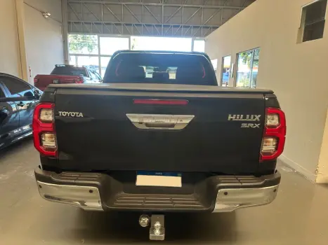 TOYOTA Hilux Caminhonete 2.8 16V SRX 4X4 TURBO DIESEL CABINE DUPLA AUTOM�TICO, Foto 10