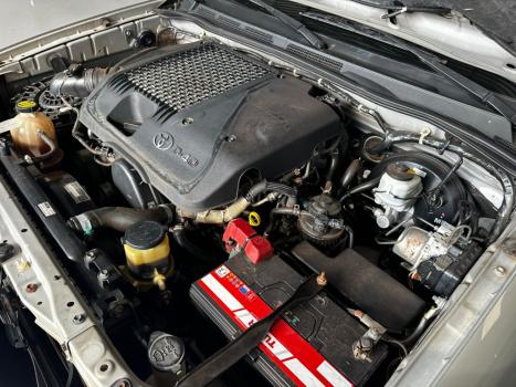 TOYOTA Hilux Caminhonete 3.0 4P 4X4 SRV TURBO DIESEL TOP CABINE DUPLA AUTOMTICO, Foto 7