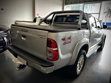 TOYOTA Hilux Caminhonete 3.0 4P 4X4 SRV TURBO DIESEL TOP CABINE DUPLA AUTOMTICO, Foto 8