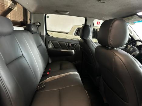 TOYOTA Hilux Caminhonete 3.0 4P 4X4 SRV TURBO DIESEL TOP CABINE DUPLA AUTOMTICO, Foto 15