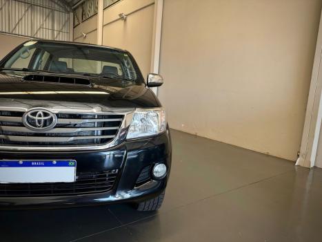 TOYOTA Hilux Caminhonete 3.0 4P 4X4 SRV TURBO DIESEL TOP CABINE DUPLA AUTOMTICO, Foto 4