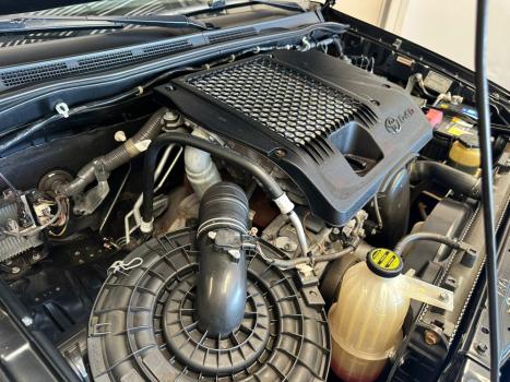 TOYOTA Hilux Caminhonete 3.0 4P 4X4 SRV TURBO DIESEL TOP CABINE DUPLA AUTOMTICO, Foto 6