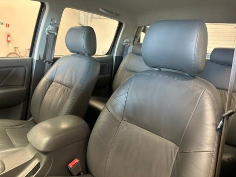 TOYOTA Hilux Caminhonete 3.0 4P 4X4 SRV TURBO DIESEL TOP CABINE DUPLA AUTOMTICO, Foto 23