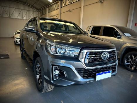 TOYOTA Hilux Caminhonete 2.8 16V SRX 4X4 TURBO DIESEL CABINE DUPLA AUTOM�TICO, Foto 1