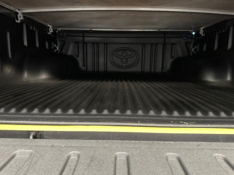 TOYOTA Hilux Caminhonete 2.8 16V SRX 4X4 TURBO DIESEL CABINE DUPLA AUTOM�TICO, Foto 12