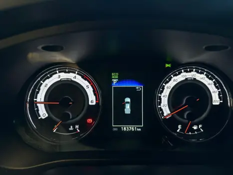 TOYOTA Hilux Caminhonete 2.8 16V SRX 4X4 TURBO DIESEL CABINE DUPLA AUTOM�TICO, Foto 25