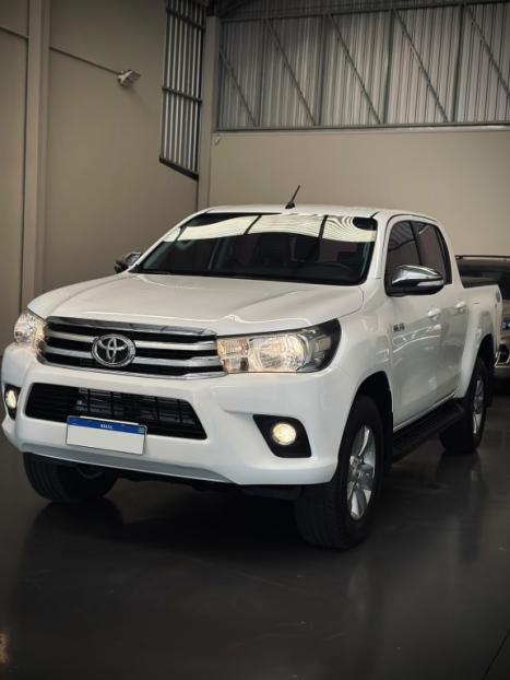 TOYOTA Hilux Caminhonete 2.8 16V SRV 4X4 DIESEL CABINE DUPLA AUTOMÁTICO, Foto 6