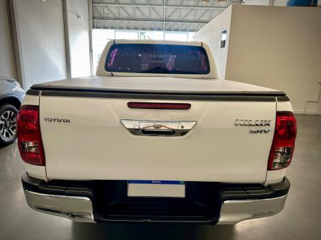 TOYOTA Hilux Caminhonete 2.8 16V SRV 4X4 DIESEL CABINE DUPLA AUTOMÁTICO, Foto 11