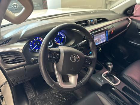 TOYOTA Hilux Caminhonete 2.8 16V SRV 4X4 DIESEL CABINE DUPLA AUTOMÁTICO, Foto 23