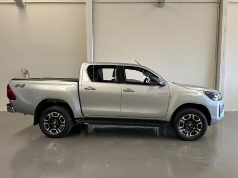 TOYOTA Hilux Caminhonete 2.8 16V SRX LIMITED 4X4 TURBO DIESEL CABINE DUPLA AUTOMÁTICO, Foto 9