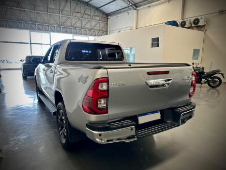 TOYOTA Hilux Caminhonete 2.8 16V SRX LIMITED 4X4 TURBO DIESEL CABINE DUPLA AUTOMÁTICO, Foto 12