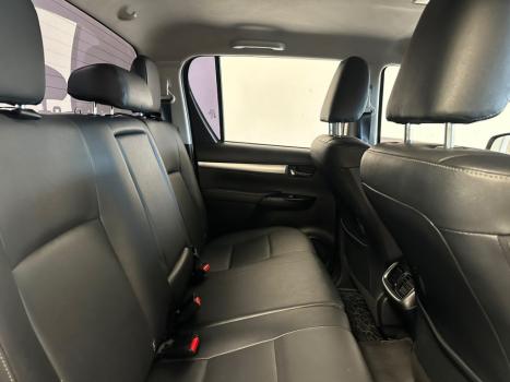TOYOTA Hilux Caminhonete 2.8 16V SRX LIMITED 4X4 TURBO DIESEL CABINE DUPLA AUTOMÁTICO, Foto 19