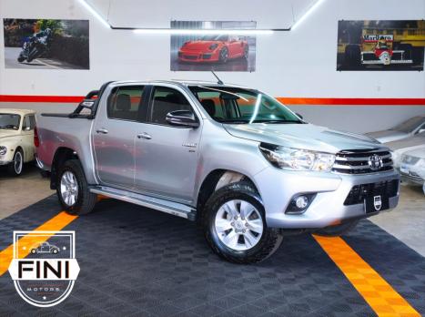 TOYOTA Hilux Caminhonete 2.7 16V 4P SR FLEX CABINE DUPLA, Foto 1