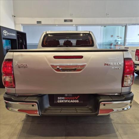 TOYOTA Hilux Caminhonete 2.8 16V SRV 4X4 DIESEL CABINE DUPLA AUTOMTICO, Foto 5