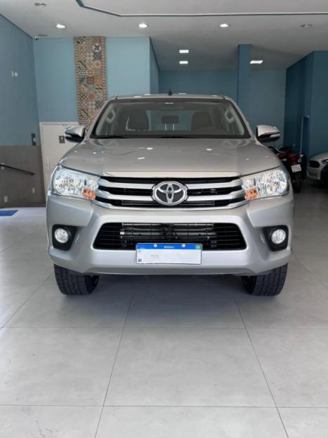 TOYOTA Hilux Caminhonete 2.8 16V SRV 4X4 DIESEL CABINE DUPLA AUTOMTICO, Foto 3