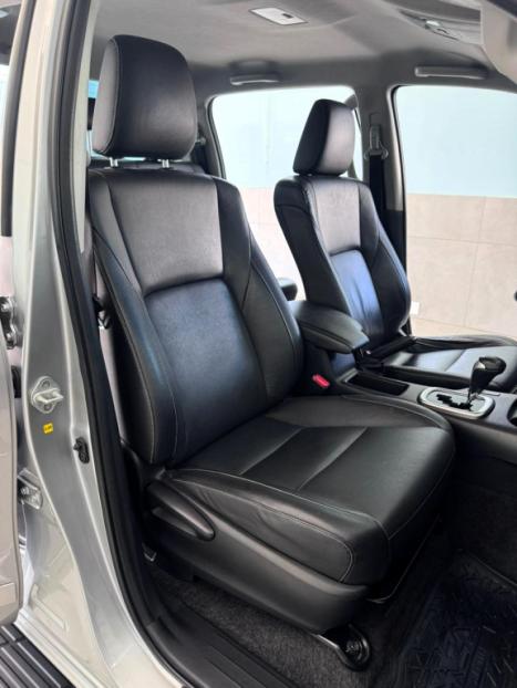 TOYOTA Hilux Caminhonete 2.8 16V SRV 4X4 DIESEL CABINE DUPLA AUTOMTICO, Foto 13