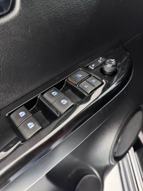 TOYOTA Hilux Caminhonete 2.8 16V SRV 4X4 DIESEL CABINE DUPLA AUTOMÁTICO, Foto 16 TOYOTA Hilux Caminhonete 2.8 16V SRV 4X4 DIESEL CABINE DUPLA AUTOMÁTICO, Foto 16