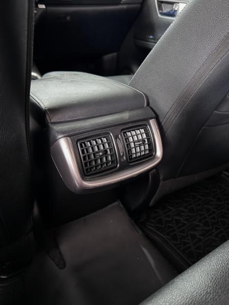 TOYOTA Hilux Caminhonete 2.8 16V SRV 4X4 DIESEL CABINE DUPLA AUTOMÁTICO, Foto 17 TOYOTA Hilux Caminhonete 2.8 16V SRV 4X4 DIESEL CABINE DUPLA AUTOMÁTICO, Foto 17