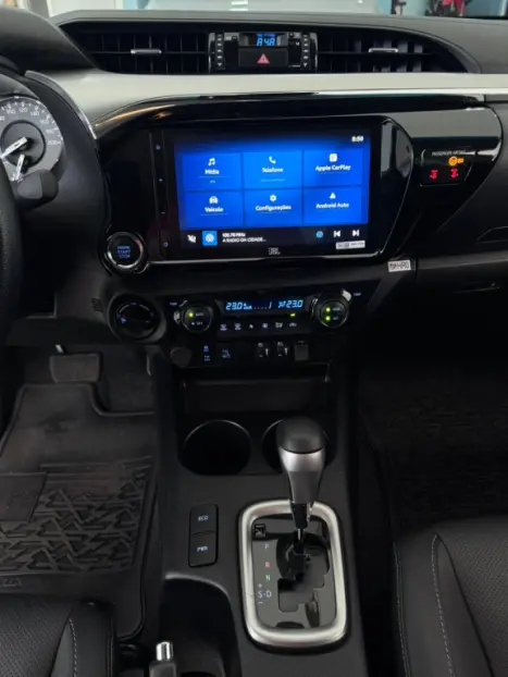 TOYOTA Hilux Caminhonete 2.8 16V SRX 4X4 TURBO DIESEL CABINE DUPLA AUTOMTICO, Foto 12