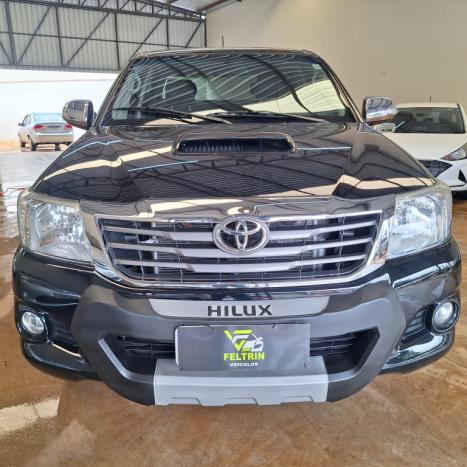 TOYOTA Hilux Caminhonete 3.0 4P 4X4 SRV TURBO DIESEL CABINE DUPLA AUTOMTICO, Foto 2