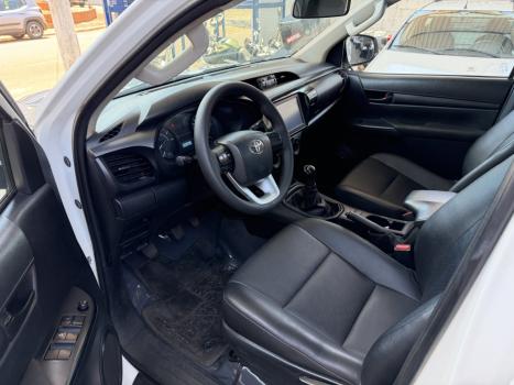 TOYOTA Hilux Caminhonete 2.8 16V  LOW M4FD 4X4 TURBO DIESEL CABINE DUPLA, Foto 5