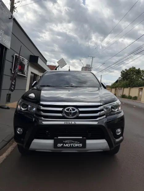 TOYOTA Hilux Caminhonete 2.8 16V 4P SRX DIESEL CABINE DUPLA, Foto 4