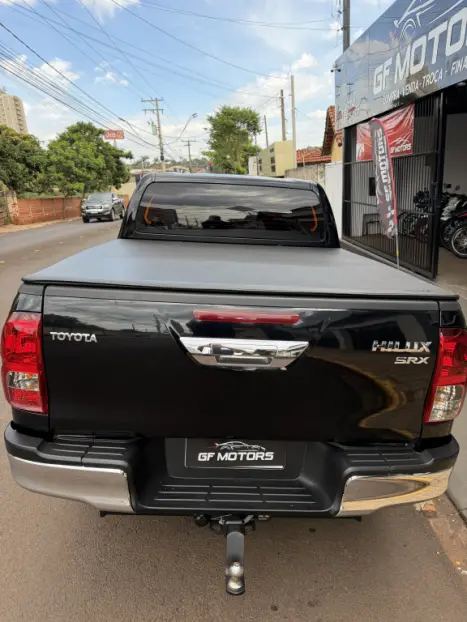TOYOTA Hilux Caminhonete 2.8 16V 4P SRX DIESEL CABINE DUPLA, Foto 6