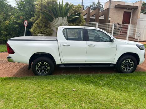 TOYOTA Hilux Caminhonete 2.8 16V 4P POWER PACK TURBO DIESEL 4X4 CABINE DUPLA, Foto 2