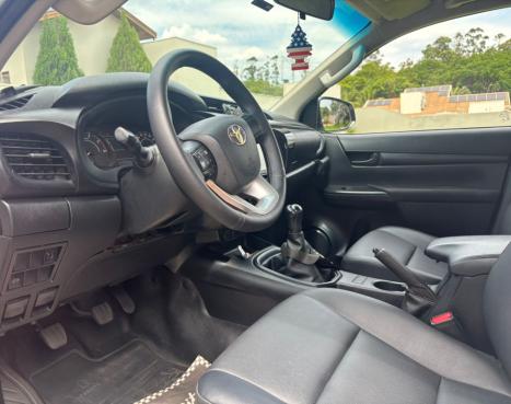 TOYOTA Hilux Caminhonete 2.8 16V 4P POWER PACK TURBO DIESEL 4X4 CABINE DUPLA, Foto 6