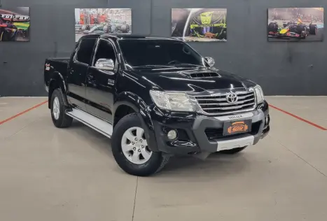 TOYOTA Hilux Caminhonete 3.0 4P 4X4 SRV TURBO DIESEL CABINE DUPLA AUTOM�TICO, Foto 1