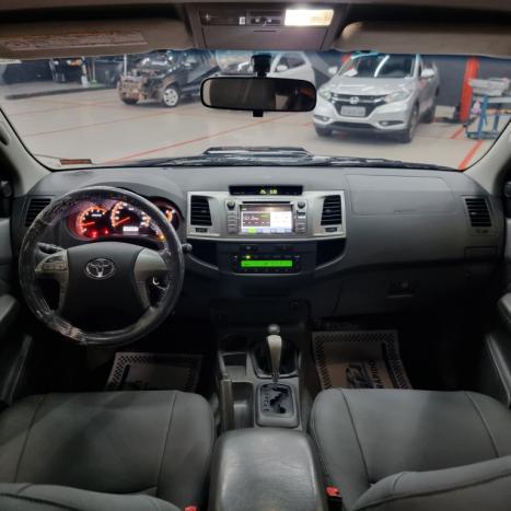 TOYOTA Hilux Caminhonete 3.0 4P 4X4 SRV TURBO DIESEL CABINE DUPLA AUTOM�TICO, Foto 6