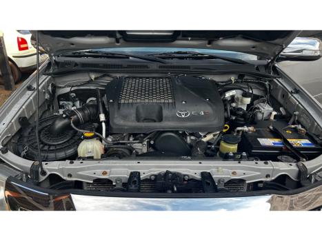 TOYOTA Hilux Caminhonete 3.0 16V 4P 4X4 SRV TURBO DIESEL CABINE DUPLA AUTOM�TICO, Foto 15