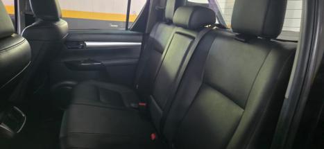 TOYOTA Hilux Caminhonete 2.8 16V SRX 4X4 TURBO DIESEL CABINE DUPLA AUTOM�TICO, Foto 8
