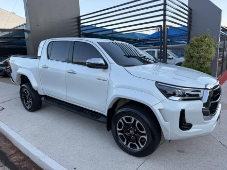 TOYOTA Hilux Caminhonete 2.8 16V SRX PLUS 4X4 TURBO DIESEL CABINE DUPLA AUTOM�TICO, Foto 1