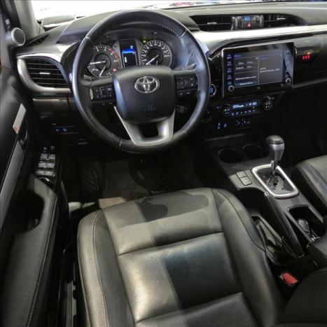 TOYOTA Hilux Caminhonete 2.8 16V SRX 4X4 TURBO DIESEL CABINE DUPLA AUTOM�TICO, Foto 10