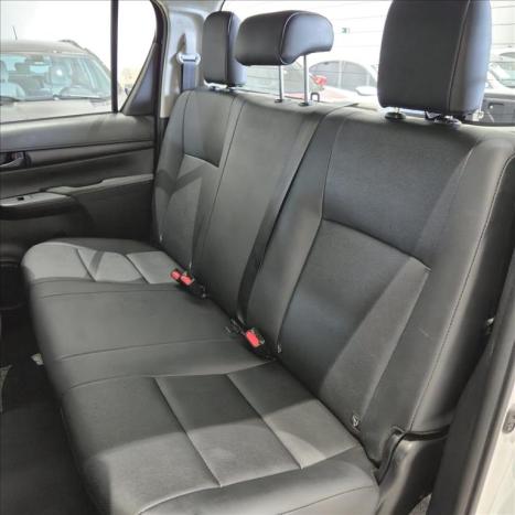 TOYOTA Hilux Caminhonete 2.8 16V 4P POWER PACK TURBO DIESEL 4X4 CABINE DUPLA, Foto 13