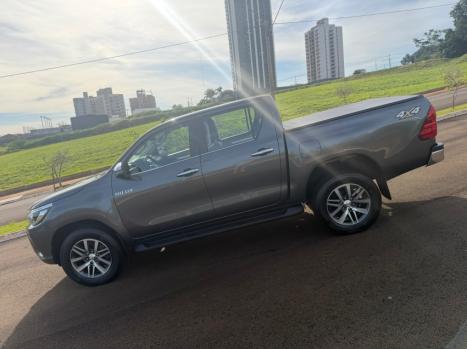 TOYOTA Hilux Caminhonete 2.8 16V 4P SRX DIESEL CABINE DUPLA, Foto 8