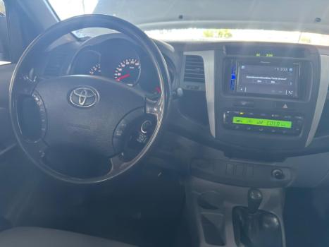 TOYOTA Hilux Caminhonete 3.0 4X4 DIESEL CABINE SIMPLES, Foto 6