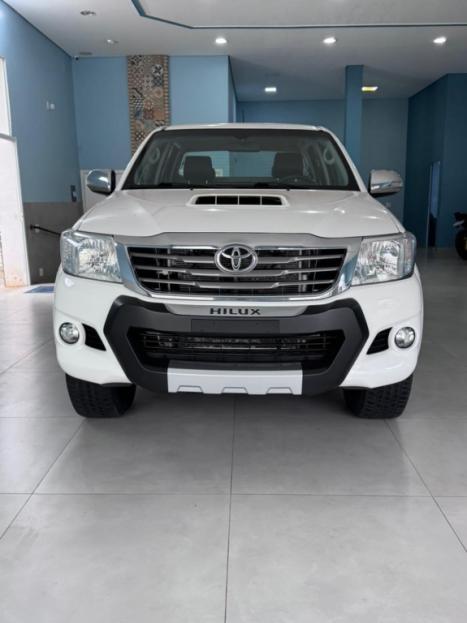 TOYOTA Hilux Caminhonete 3.0 4P 4X4 SRV TURBO DIESEL CABINE DUPLA LIMITED EDITION AUTOM�TICO, Foto 3