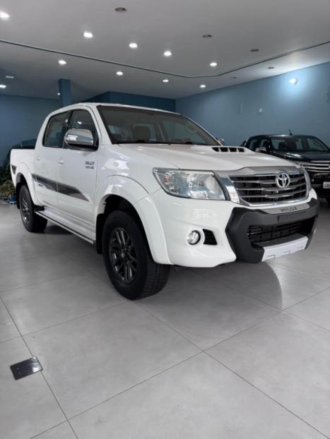TOYOTA Hilux Caminhonete 3.0 4P 4X4 SRV TURBO DIESEL CABINE DUPLA LIMITED EDITION AUTOM�TICO, Foto 5