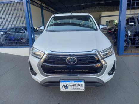 TOYOTA Hilux Caminhonete 2.8 16V SRX 4X4 TURBO DIESEL CABINE DUPLA AUTOM�TICO, Foto 3