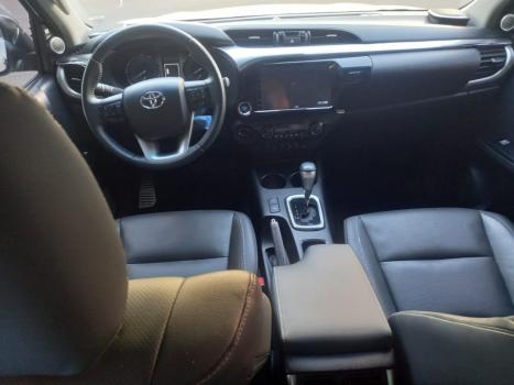 TOYOTA Hilux Caminhonete 2.8 16V SRX 4X4 TURBO DIESEL CABINE DUPLA AUTOM�TICO, Foto 7