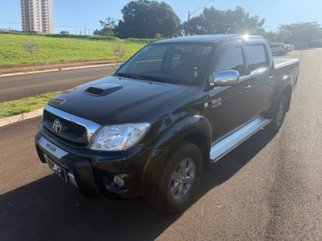 TOYOTA Hilux Caminhonete 3.0 16V 4P 4X4 SRV TURBO DIESEL CABINE DUPLA AUTOM�TICO, Foto 1