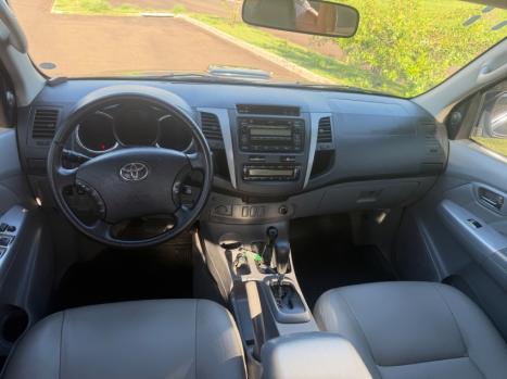 TOYOTA Hilux Caminhonete 3.0 16V 4P 4X4 SRV TURBO DIESEL CABINE DUPLA AUTOM�TICO, Foto 11
